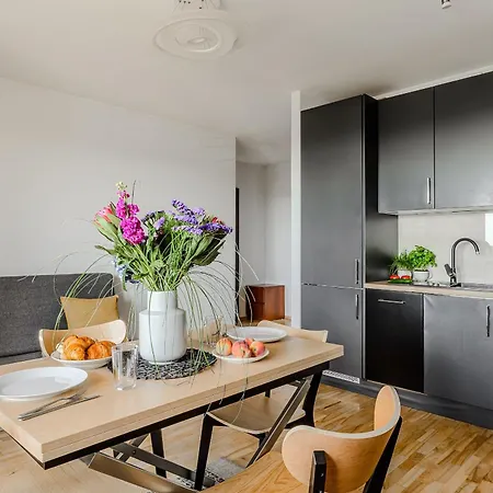 Praga Poludnie - P&o * Warszawa