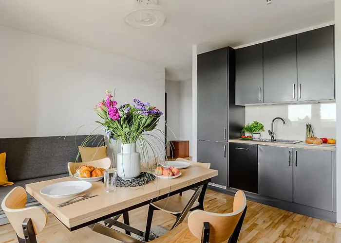 Praga Poludnie - P&o * Warszawa