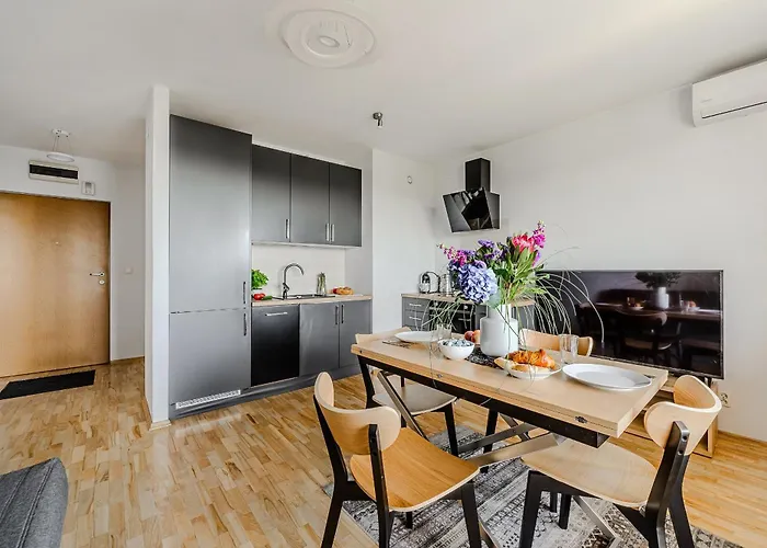 Praga Poludnie - P&o وارسو